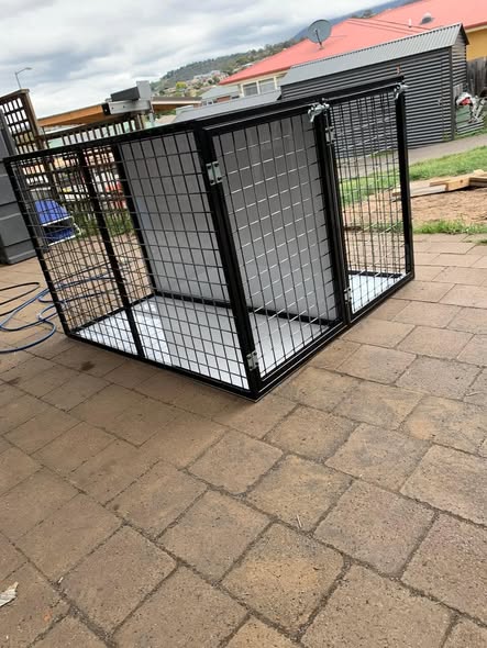 Multi-bay custom dog box build