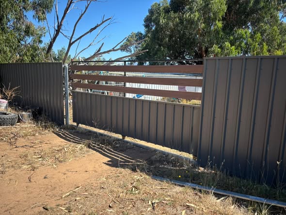 Gates & Fencing